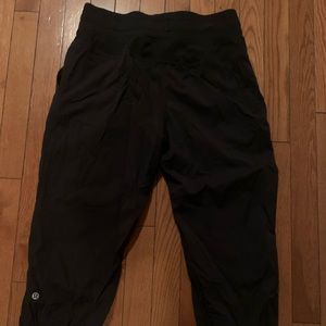 Crop studio pant size 6